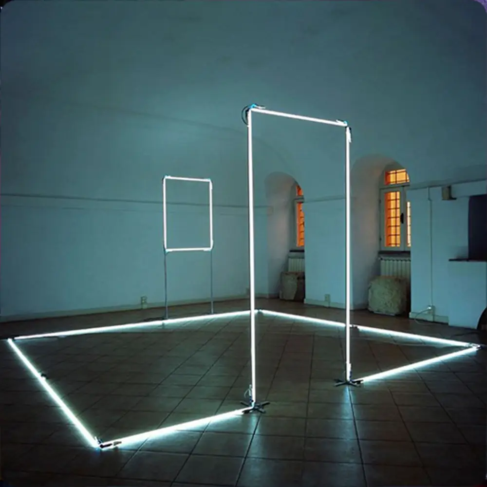 Монтаж гибкого неона