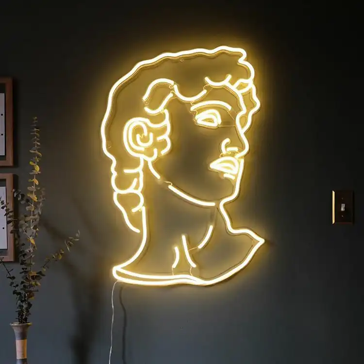 Неоновая вывеска статуя на стену